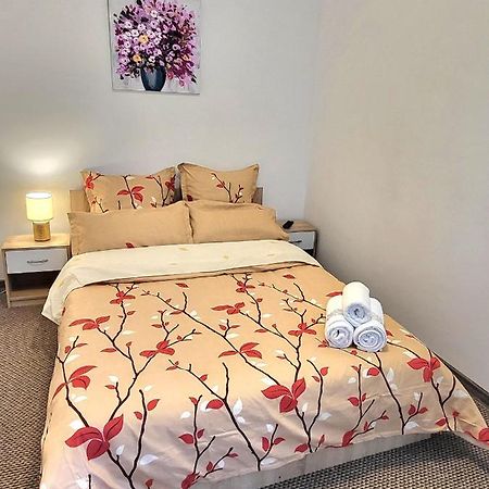 Aparthotel Sibiu Cedonia Ngoại thất bức ảnh