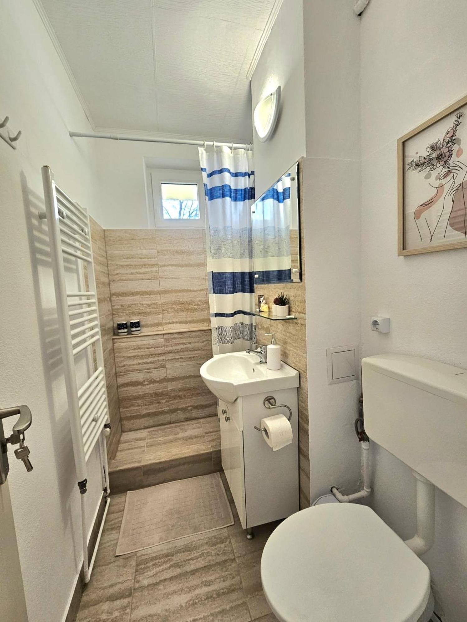 Aparthotel Sibiu Cedonia Ngoại thất bức ảnh