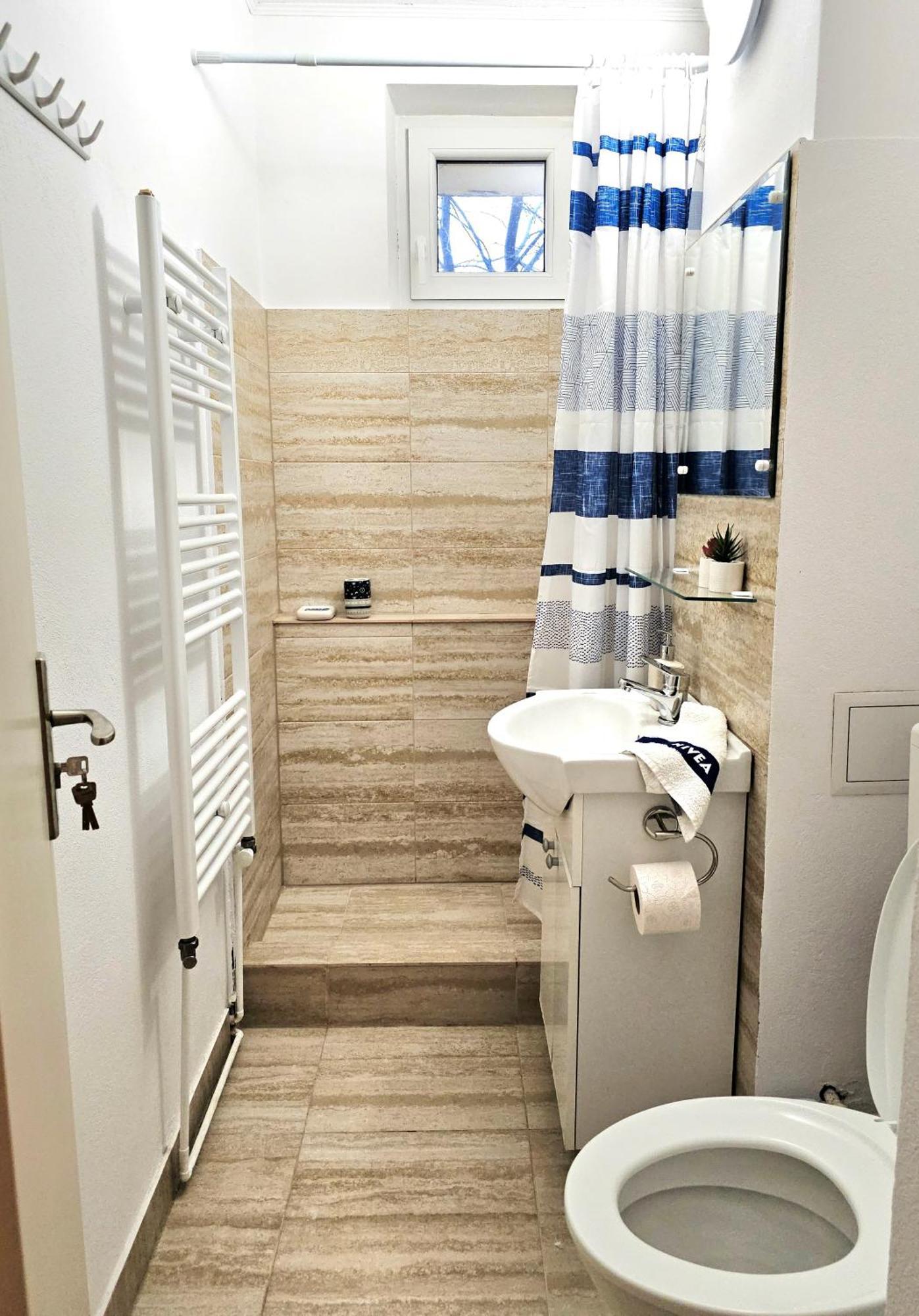 Aparthotel Sibiu Cedonia Ngoại thất bức ảnh