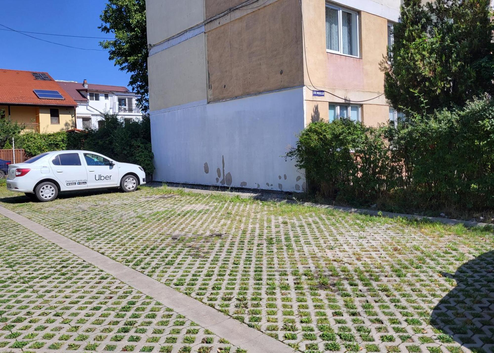 Aparthotel Sibiu Cedonia Ngoại thất bức ảnh